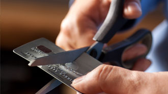 Why-you-shouldnt-cut-up-your-credit-cards